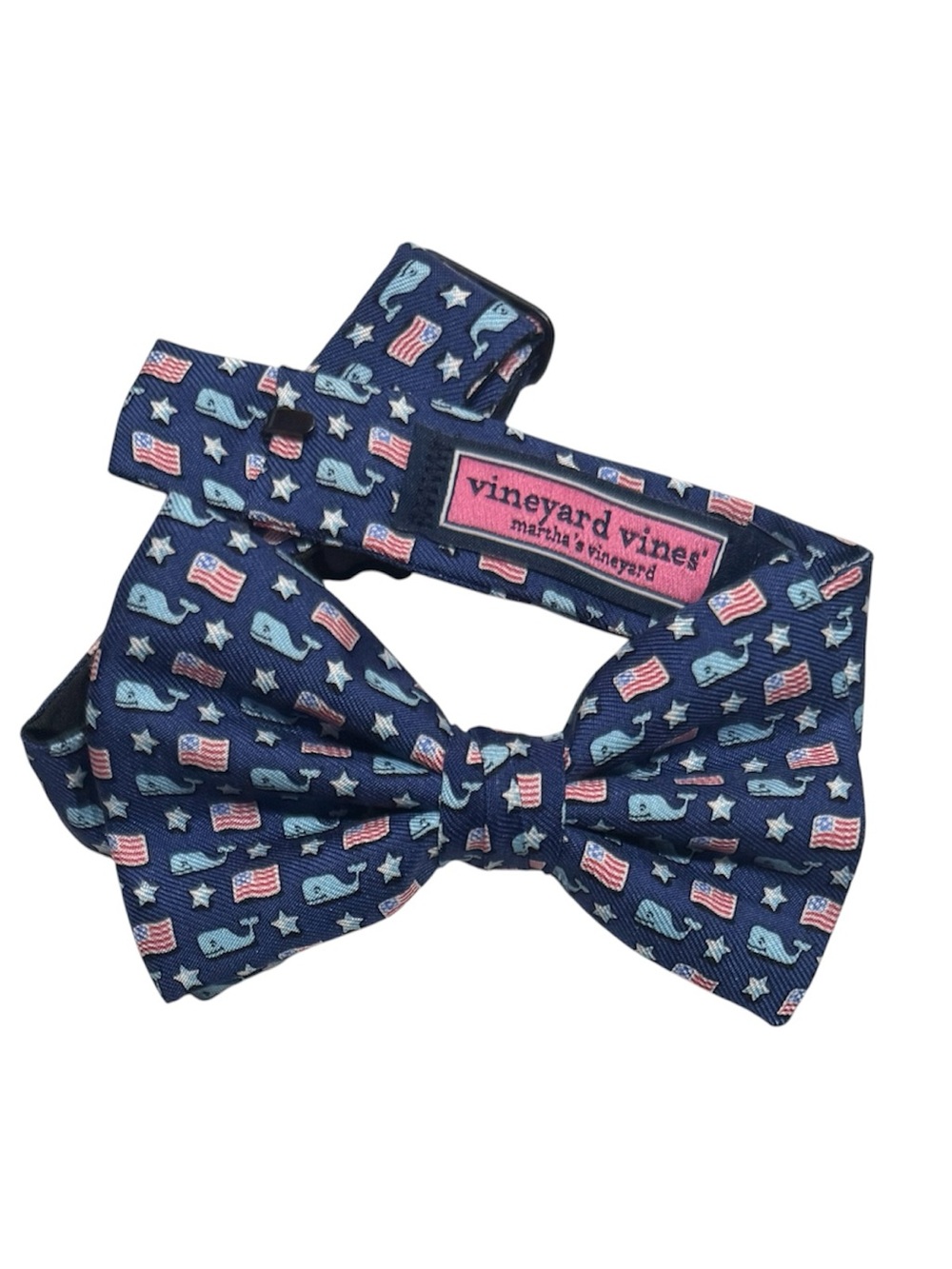 VINEYARD VINES  Bow Tie 100% Silk Blue Flag Whale Motif Patriotic American